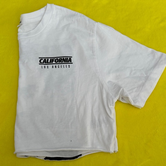 Garage White California Crop Top - Picture 4 of 6